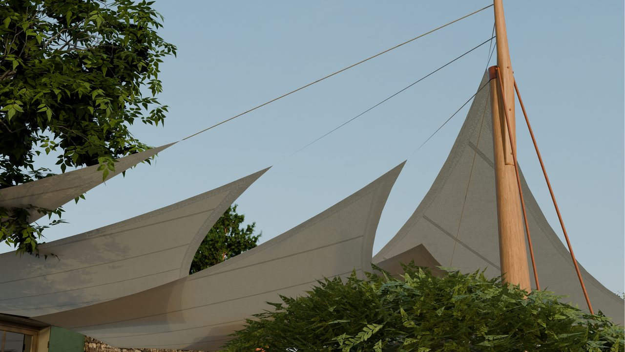 Étude : voiles sable sur mâts de bois, domaine viticole